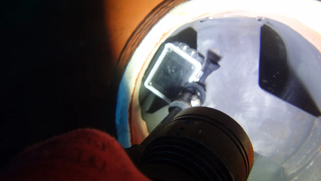 Close visual inspection of Scrubber overboards-divingstatus
