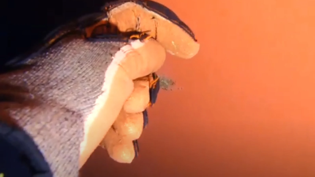 Self_polishing_antifouling_coating_with_high_Biocide_Releasing_Rate