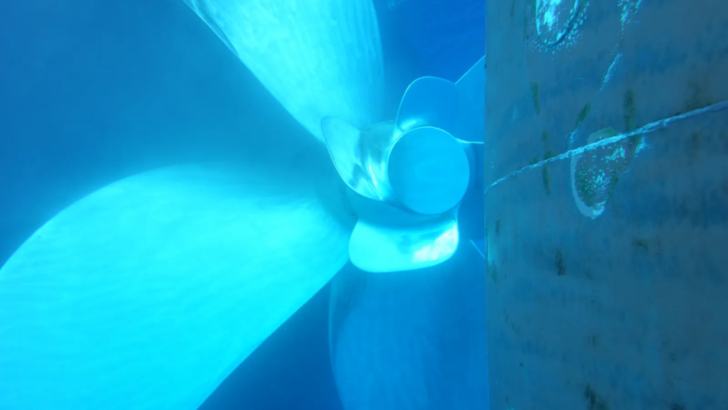 propeller-polishing-divingstatus